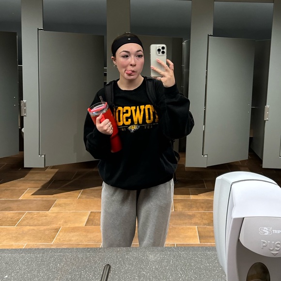 Meet your Posher, Charlotte - Picture 6 of 7